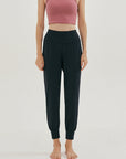 Seamless Relaxed-Fit Sculpting Jogger Pants