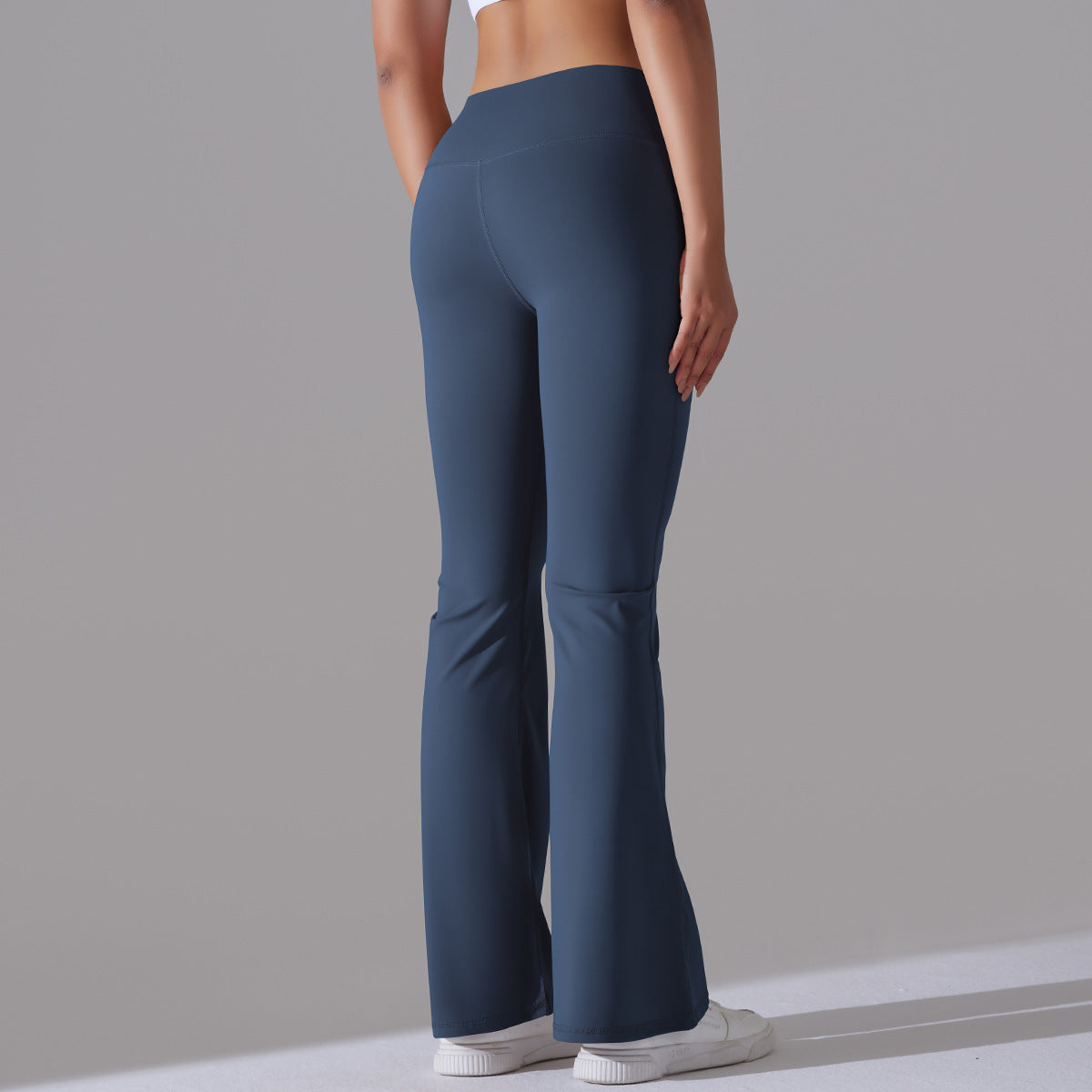 Seamless Sculpting Flared Leggings