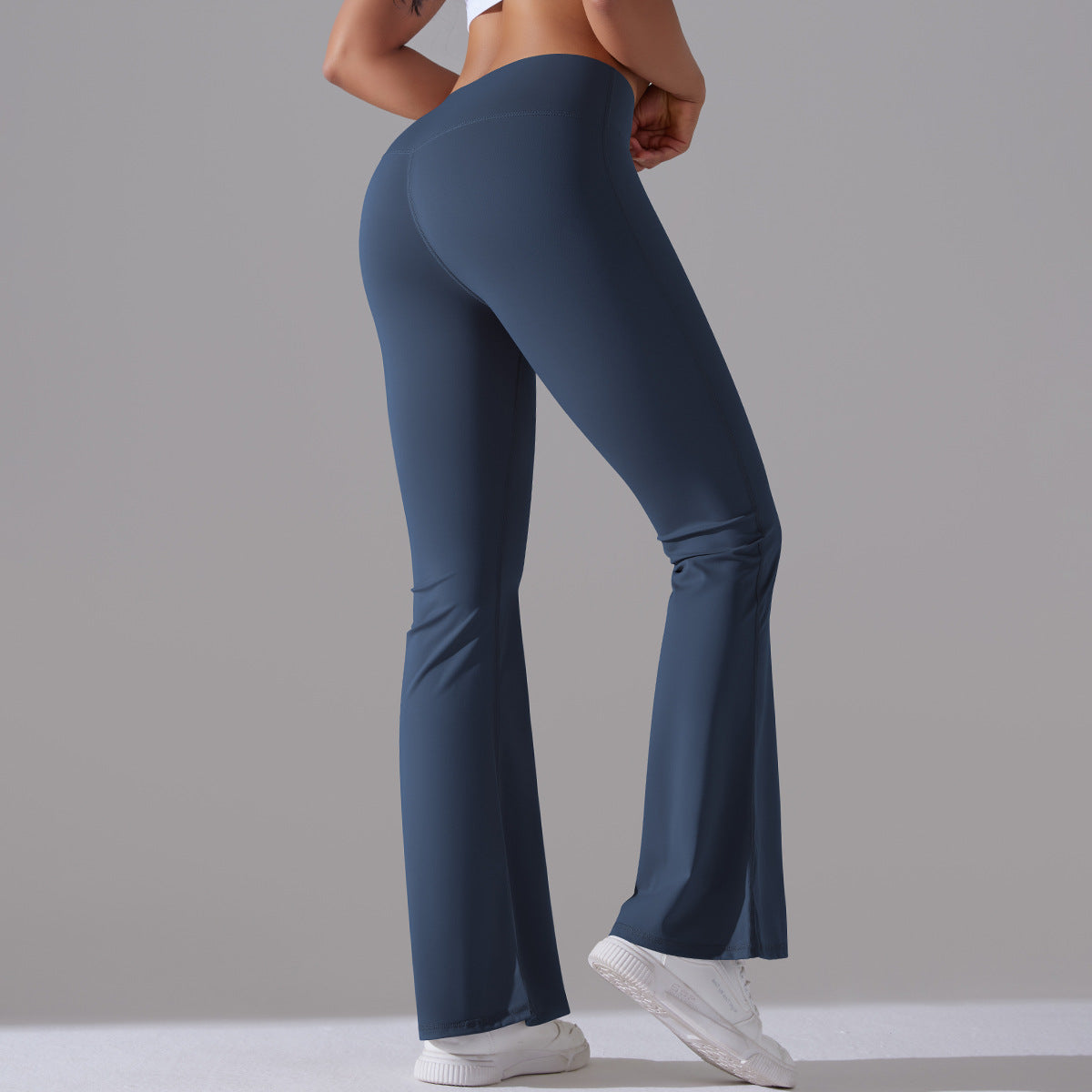 Seamless Sculpting Flared Leggings