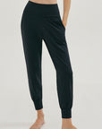 Seamless Relaxed-Fit Sculpting Jogger Pants