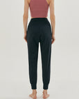Seamless Relaxed-Fit Sculpting Jogger Pants